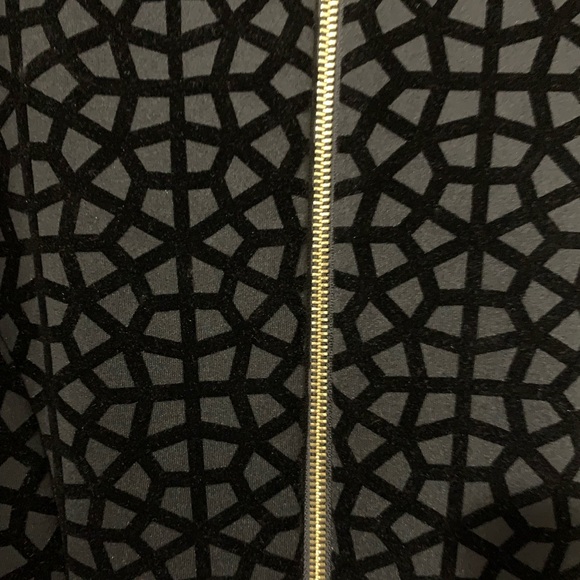 Calvin Klein Sheath Dress - Size 2 - Picture 3 of 5